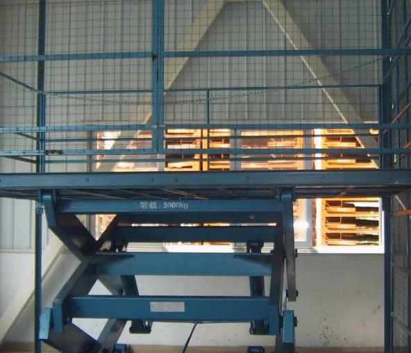 剪叉貨梯升降平臺 剪叉貨梯升降平臺